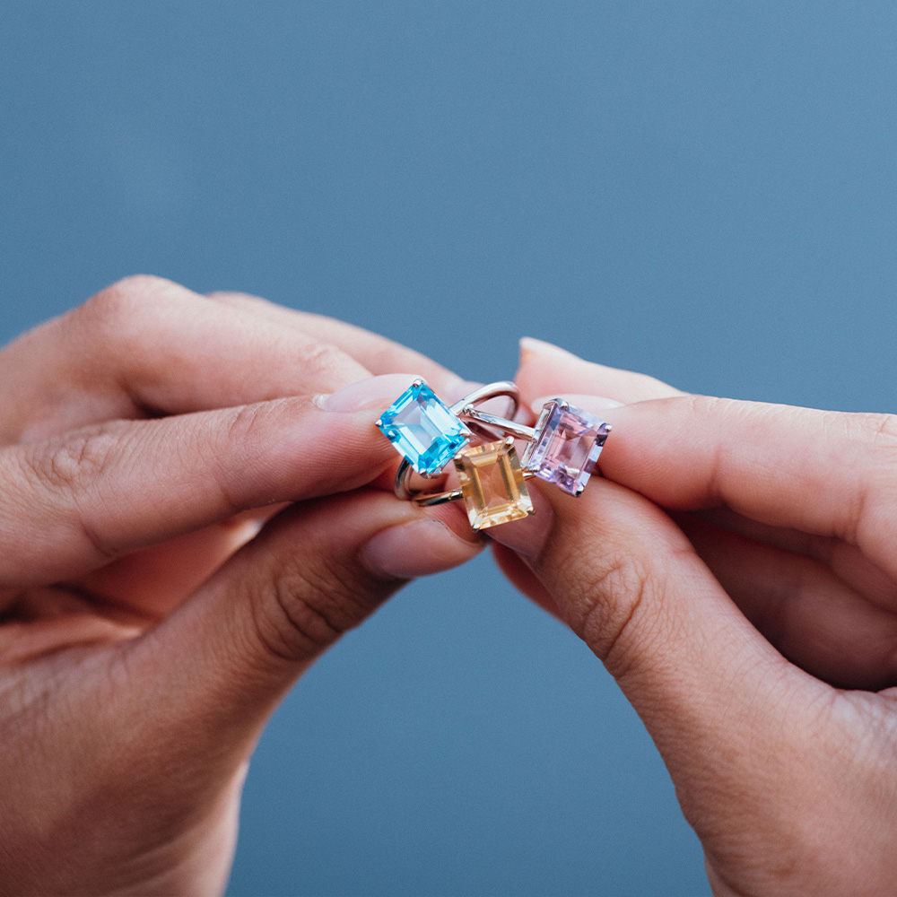 Cleo Ring with Amethyst 10kt White Gold