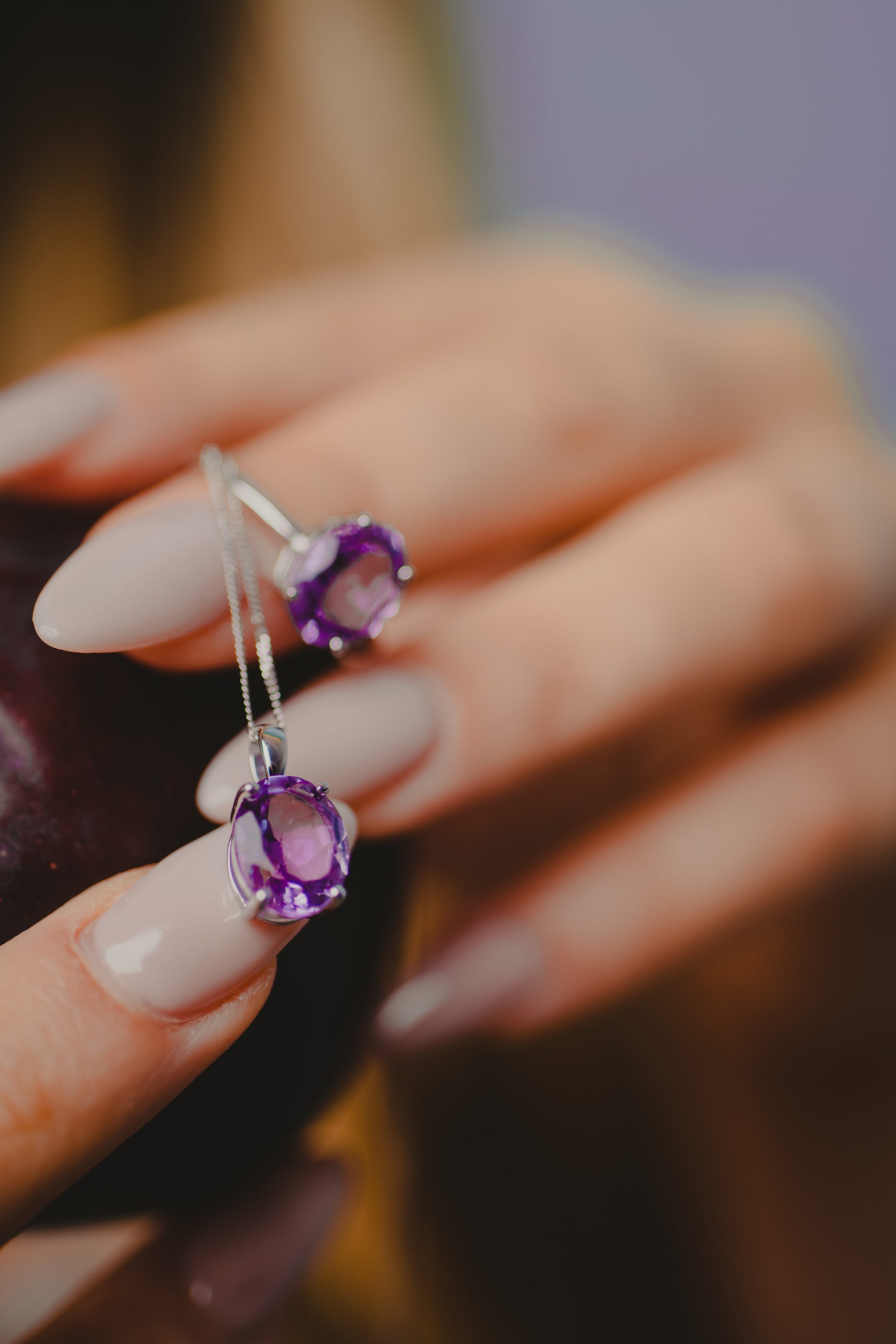 Ava Pendant with Amethyst 10kt White Gold Chain