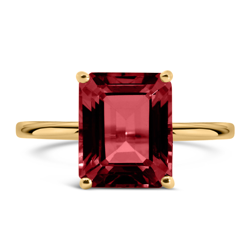 Cleo Ring with Garnet 10kt Yellow Gold